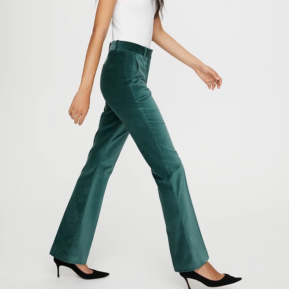 Babaton Braden Velvet Pant